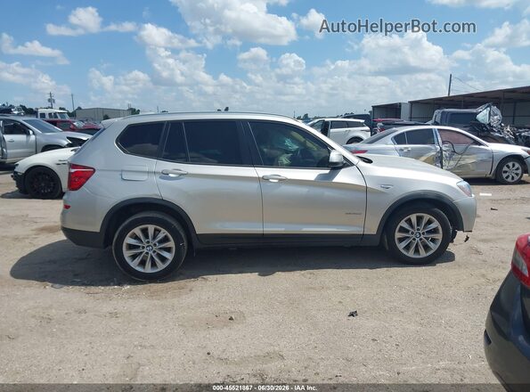 5UXWZ7C58G0T42952 2016 BMW X3 Silver Vista interior de 360 grados