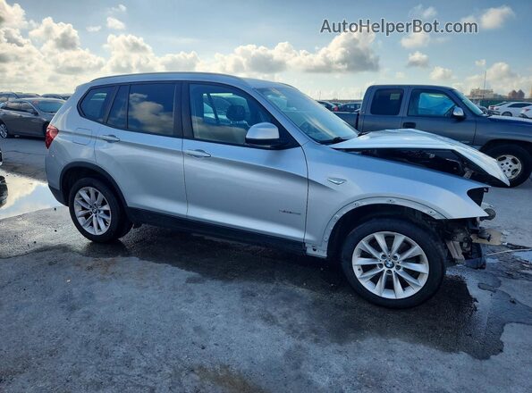 5UXWZ7C59H0U46349 2017 BMW X3 Silver Front right