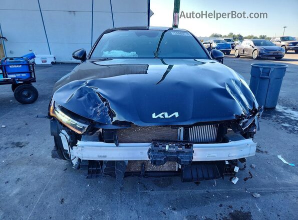 5XXG44J82RG244226 2024 KIA K5 Black Vista frontal