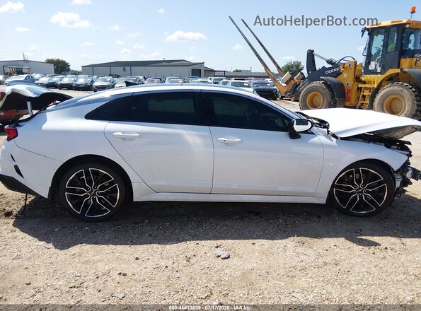 5XXG44J84NG156689 2022 KIA K5 Белый Вид щитка приборов