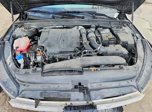 5XXG44J88RG258700 2024 KIA K5 Black Widok wnętrza z tyłu