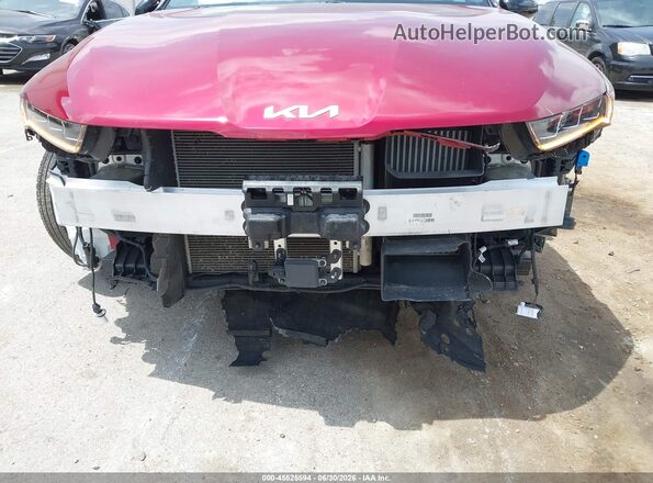5XXG64J24RG253063 2024 KIA K5 Red Widok z przodu