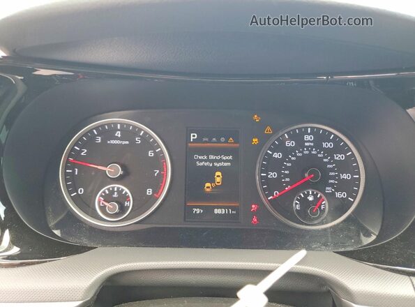 5XXG64J27MG019699 2021 KIA K5 Black Սարքավորումների վահանակի տեսք