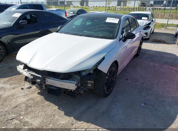 5XXG64J27MG029567 2021 KIA K5 White Przód lewy