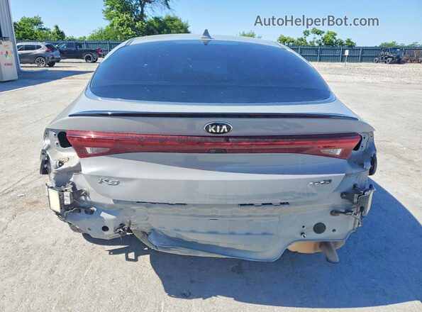 5XXG64J27MG033277 2021 KIA K5 Серебряный Вид сзади