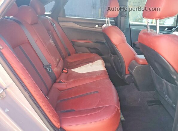 5XXG64J27MG033277 2021 KIA K5 Серебряный Вид задних сидений