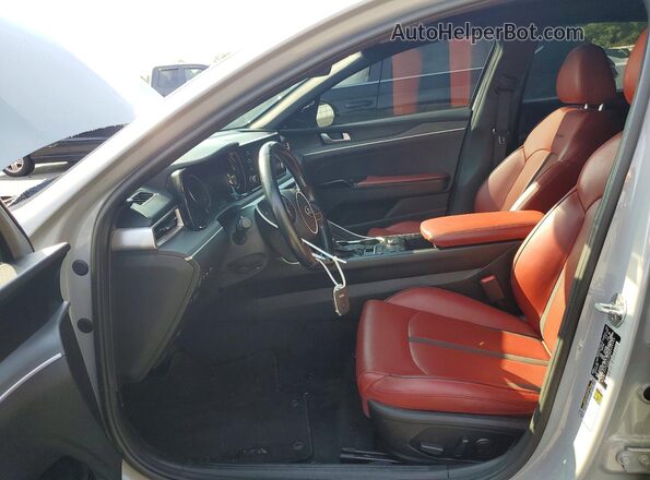5XXG64J2XMG024489 2021 KIA K5 Gray Front interior view