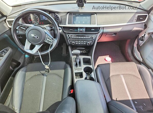 5XXGT4L32LG404844 2020 KIA OPTIMA Белый Вид панели приборов