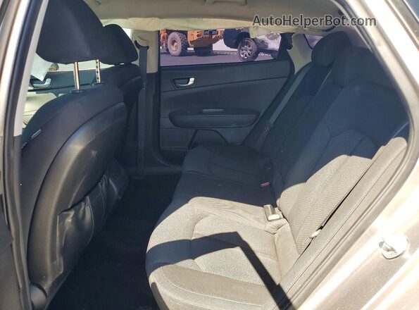 5XXGT4L33JG192291 2018 KIA OPTIMA Gray Rear seats view