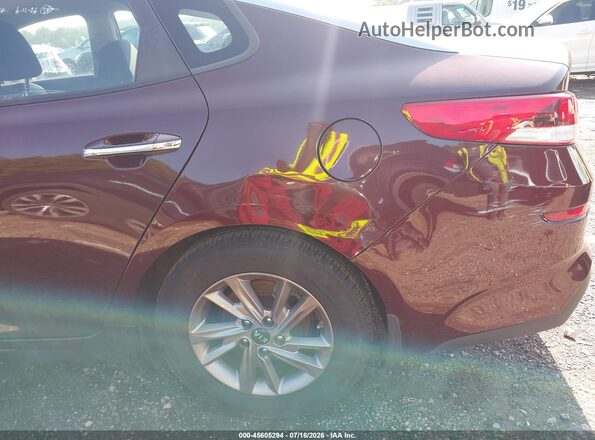 5XXGT4L33LG442082 2020 KIA OPTIMA Burgundy Front view