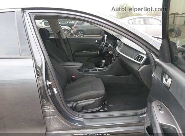 5XXGT4L34KG311113 2019 KIA OPTIMA Gray Widok wnętrza z przodu