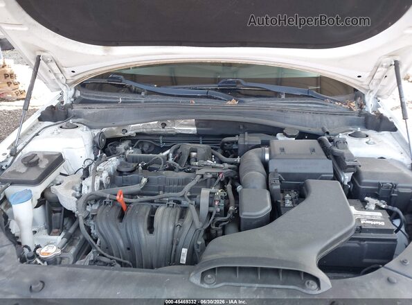 5XXGT4L36HG160784 2017 KIA OPTIMA Белый Вид сзади