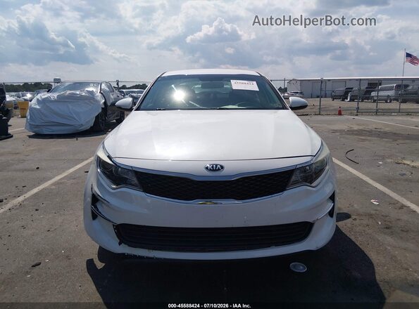 5XXGT4L36JG231195 2018 KIA OPTIMA White Вид спереду