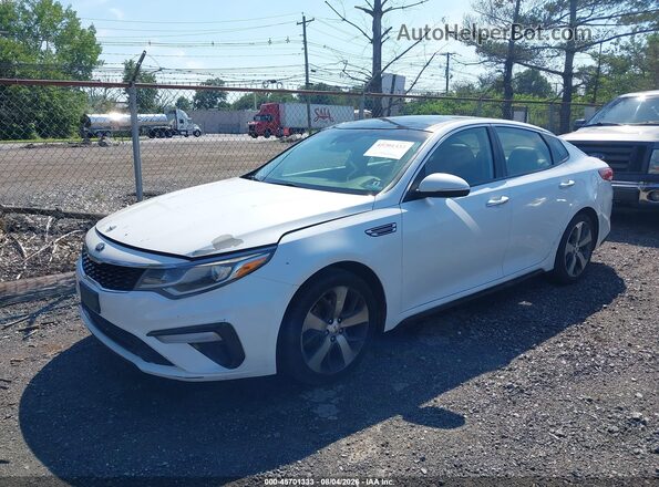 5XXGT4L38KG367085 2019 KIA OPTIMA White Առջևի ձախ երեք քառորդ տեսարան