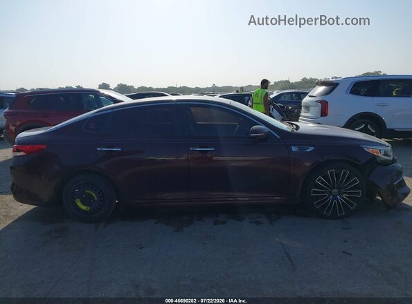 5XXGT4L39GG053422 2016 KIA OPTIMA Maroon Widok wnętrza z tyłu