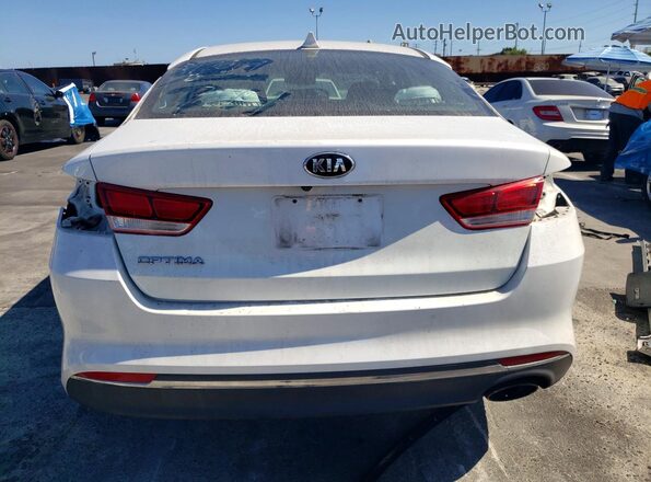 5XXGT4L39GG067465 2016 KIA OPTIMA White Вид ззаду