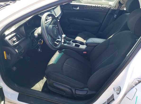 5XXGT4L39GG067465 2016 KIA OPTIMA White Вид салону спереду