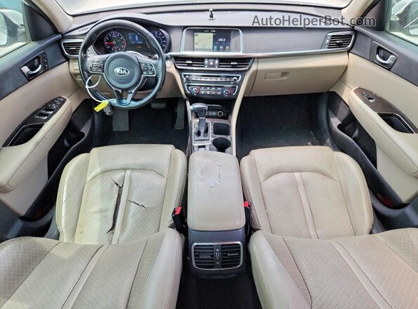 5XXGU4L30HG124070 2017 KIA OPTIMA White Widok deski rozdzielczej