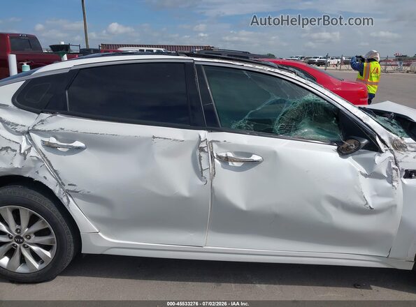 5XXGU4L31HG130475 2017 KIA OPTIMA White Widok wnętrza 360 stopni