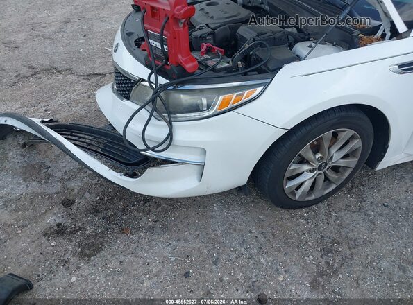 5XXGU4L35JG213719 2018 KIA OPTIMA White Դիմացի տեսք