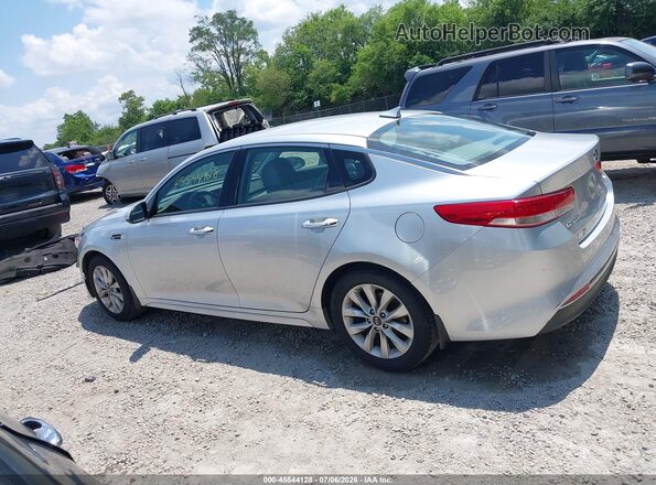 5XXGU4L36GG075245 2016 KIA OPTIMA Silver 360 interior view