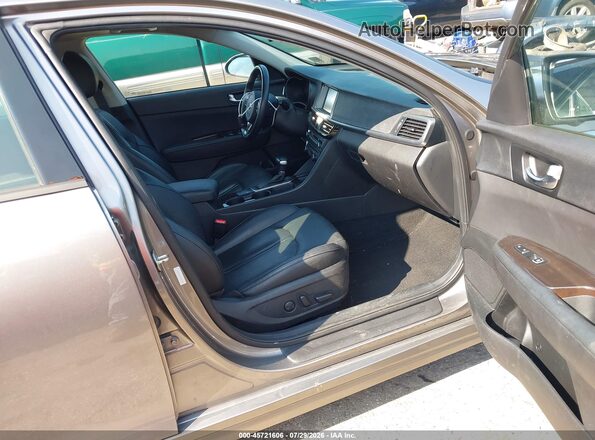 5XXGU4L37JG227475 2018 KIA OPTIMA Gray Widok wnętrza z przodu