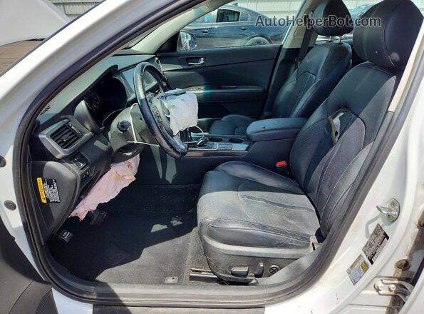 5XXGU4L39GG099118 2016 KIA OPTIMA White Widok wnętrza z przodu