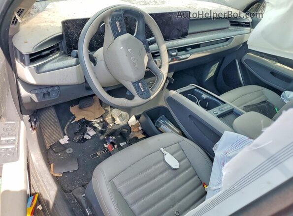 5XYADFS5XTG004835 2026 KIA EV9 Серебряный Вид панели приборов