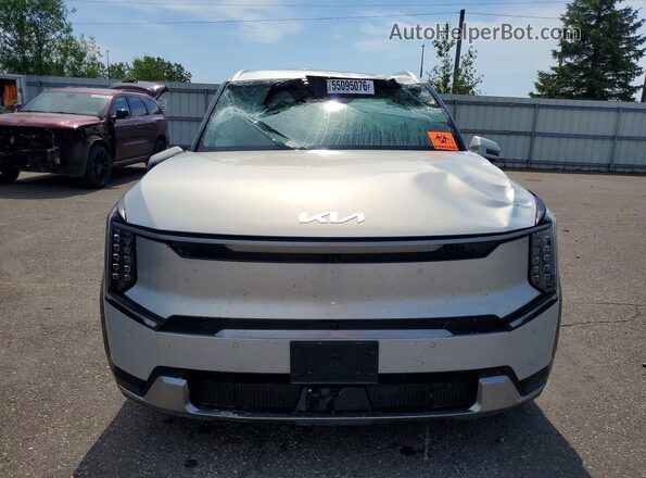 5XYADFS5XTG004835 2026 KIA EV9 Серебряный Вид спереди