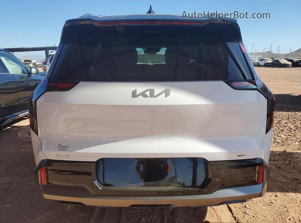 5XYAEFS50TG018322 2026 KIA EV9 White Rear view