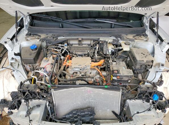 5XYAEFS52TG004423 2026 KIA EV9 White Вид підкапотного простору