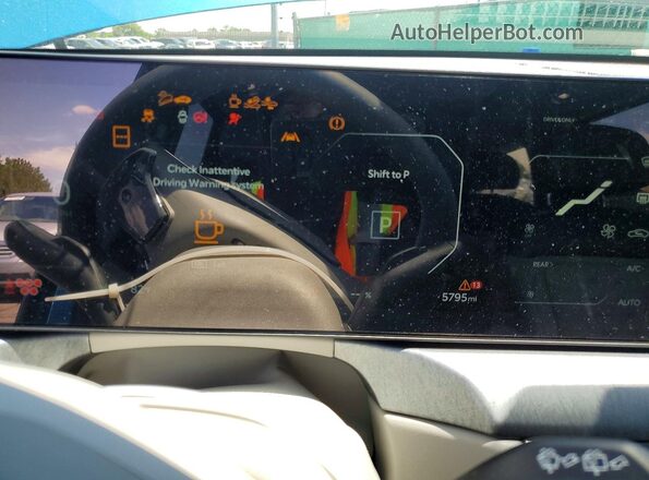 5XYAFFS53TG006033 2026 KIA EV9 Blue Instrument cluster view