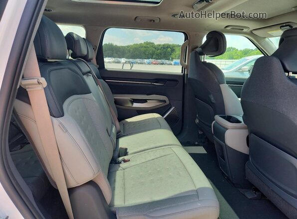 5XYAFFS54TG010141 2026 KIA EV9 White Vista interior trasera