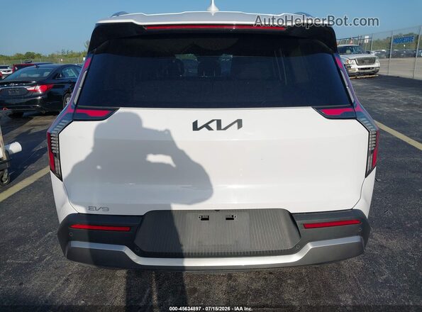 5XYAFFS5XTG008118 2026 KIA EV9 White 