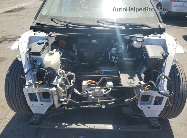 5XYC34JA2SG013493 2025 KIA EV6 White Панорамний вид салону 360°