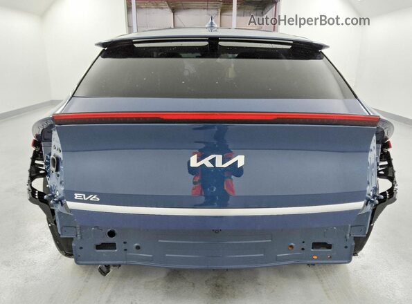 5XYC34JB1SG010870 2025 KIA EV6 Blue უკანა ხედი