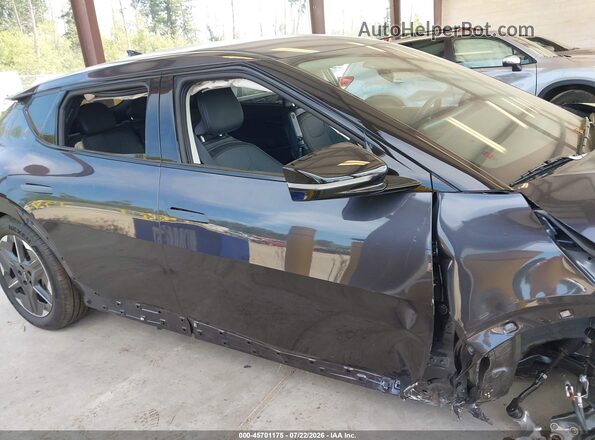 5XYC34JB1SG011372 2025 KIA EV6 Gray Սալոնի հետևի տեսք