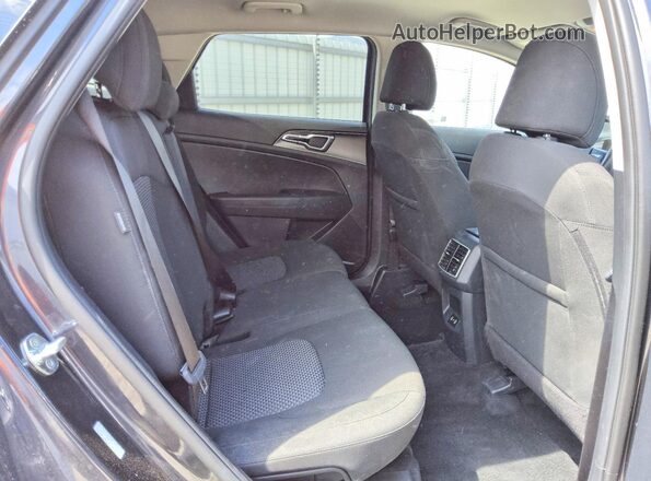 5XYK23DF1TG386476 2026 KIA SPORTAGE Gray Rear interior view