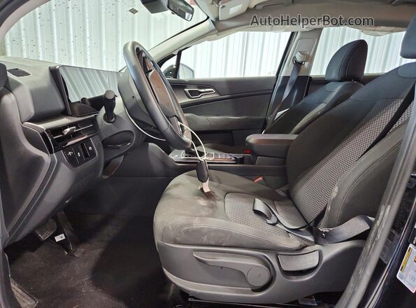 5XYK23DF4TG381689 2026 KIA SPORTAGE Black Front interior view