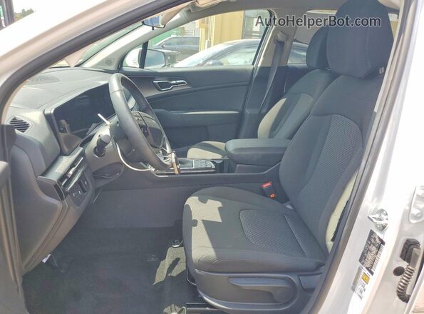 5XYK23DF7TG432960 2026 KIA SPORTAGE White Սալոնի դիմացի տեսք