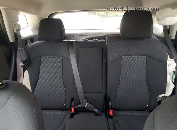 5XYK23DF7TG432960 2026 KIA SPORTAGE White Հետևի նստատեղերի տեսք