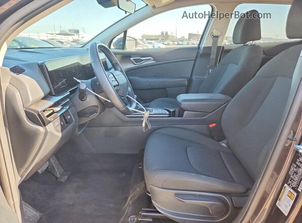 5XYK23DFXTG386475 2026 KIA SPORTAGE Black Front interior view
