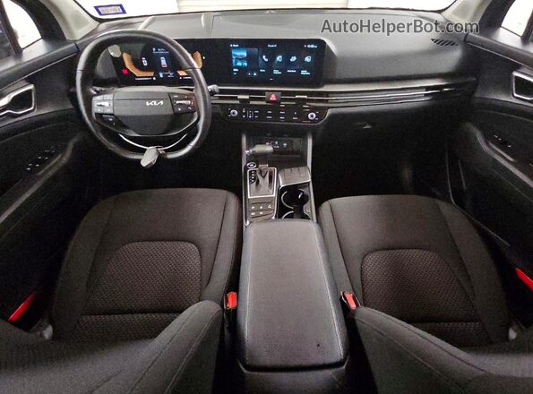 5XYK23DFXTG390638 2026 KIA SPORTAGE Black Dashboard view