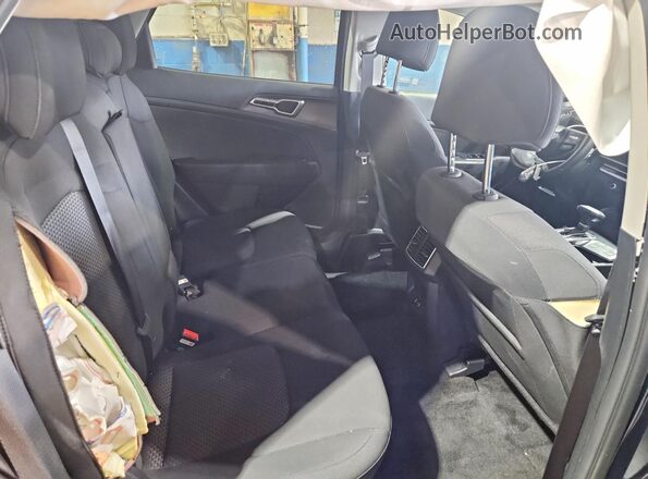 5XYK2CDF1TG410081 2026 KIA SPORTAGE Черный Вид задней части салона