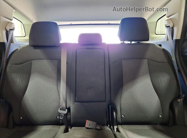 5XYK2CDF4TG402007 2026 KIA SPORTAGE White უკანა სავარძლების ხედი