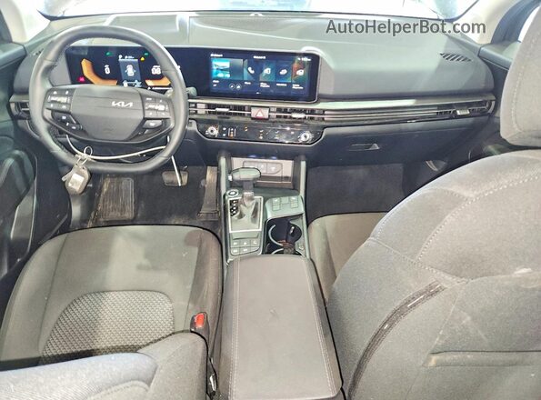 5XYK2CDF7TG428908 2026 KIA SPORTAGE Gray Vista del salpicadero