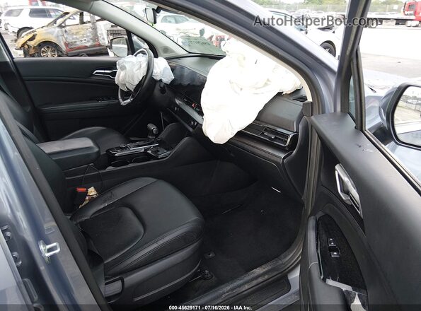 5XYK33AF4PG061120 2023 KIA SPORTAGE Серый Вид салона спереди
