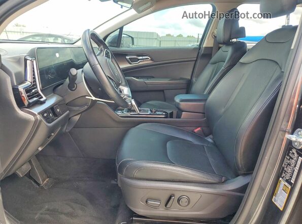 5XYK33AF7PG106874 2023 KIA SPORTAGE Gray Vista interior delantera