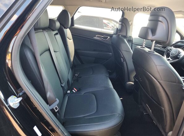 5XYK33AFXPG118548 2023 KIA SPORTAGE Black Вид задніх сидінь
