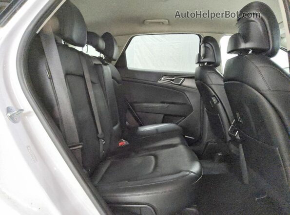 5XYK33DF2RG231778 2024 KIA SPORTAGE White Սալոնի հետևի տեսք